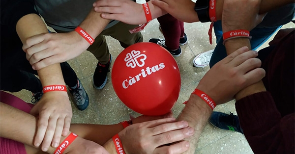 29 alumnes de 2n de Batxillerat participen en el curs de voluntariat de Càritas