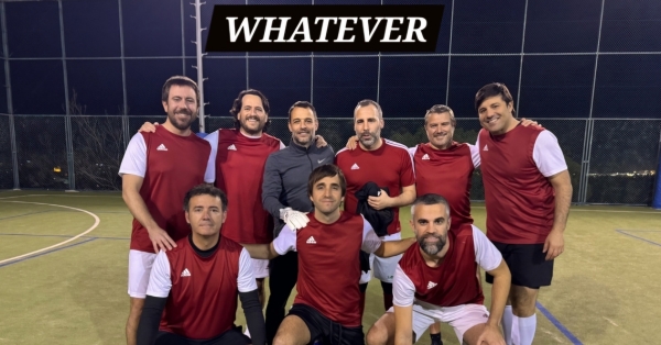 L’equip de pares Whatever guanya la Lliga de Futbol Sala BetàniaPatmos 2023/24