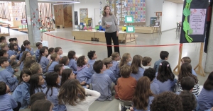 1r de Primària inaugura una exposició sobre els arbres