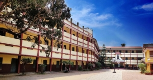 Participem en un programa d’intercanvi virtual amb una escola de l’Índia